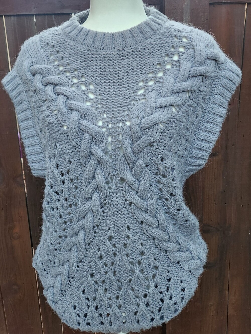 Zara Gray Chunky Cable Knit Sleeveless Sweater